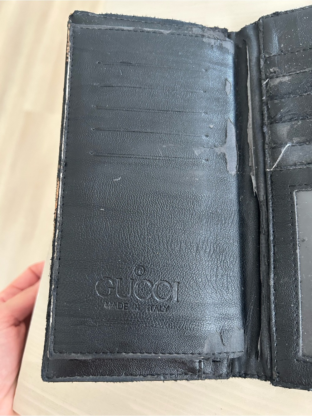 Gucci Black Leather Continental Wallet - Picture 6 of 8